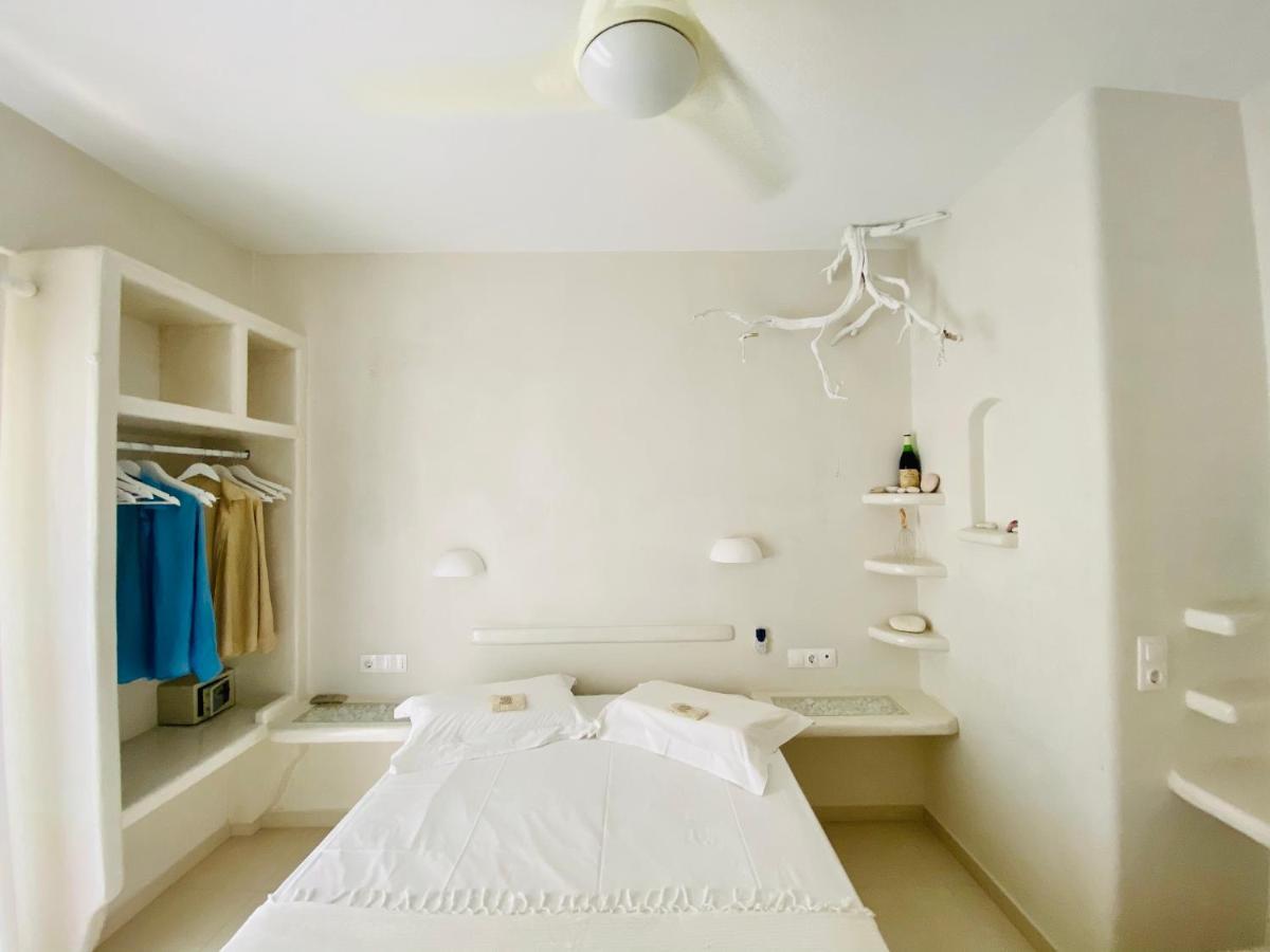 Deluxe Studios & Suites Ageri-Milos Adamantas  Luaran gambar